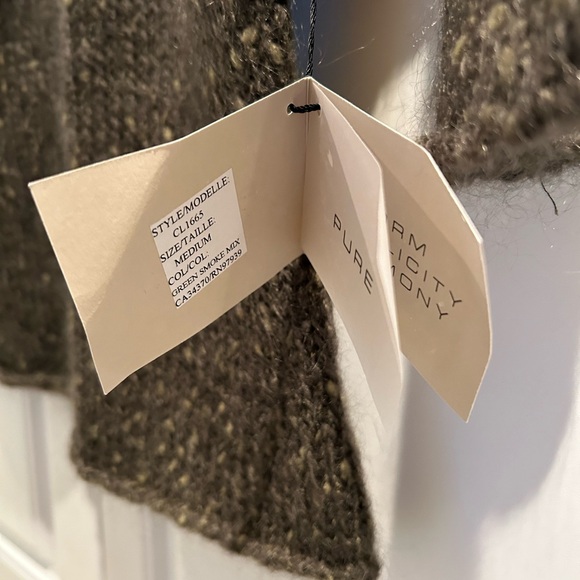 Alfred Sung Green Mohair Turtleneck Sweater Size Medium NWT - Picture 3 of 7